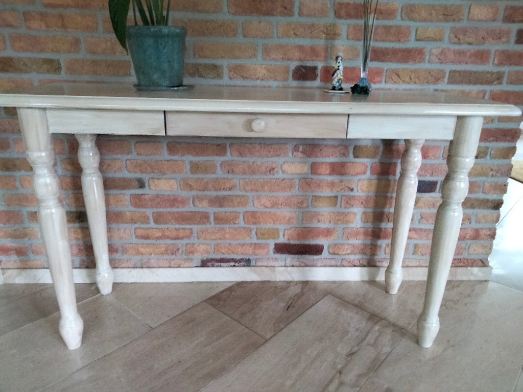Side table, Ophalen, 100 tot 150 cm, Zo goed als nieuw, Grenenhout