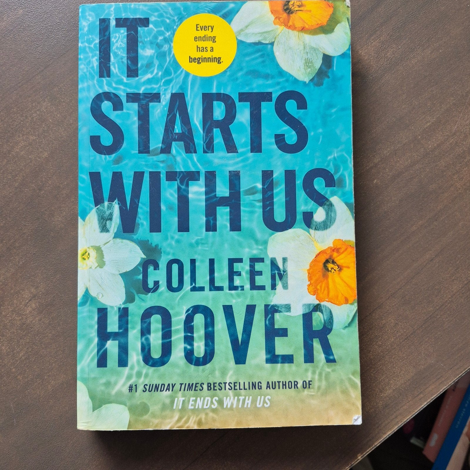 It Starts With Us - Colleen Hoover (Gelezen), Ophalen of Verzenden, Gelezen, Colleen Hoover