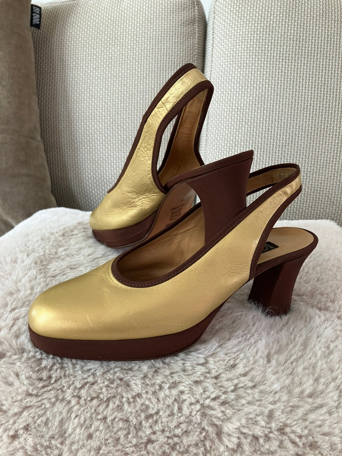 Casadei slingback pumps goud&bruin maat 38, Pumps, Overige kleuren, Ophalen of Verzenden, Zo goed als nieuw