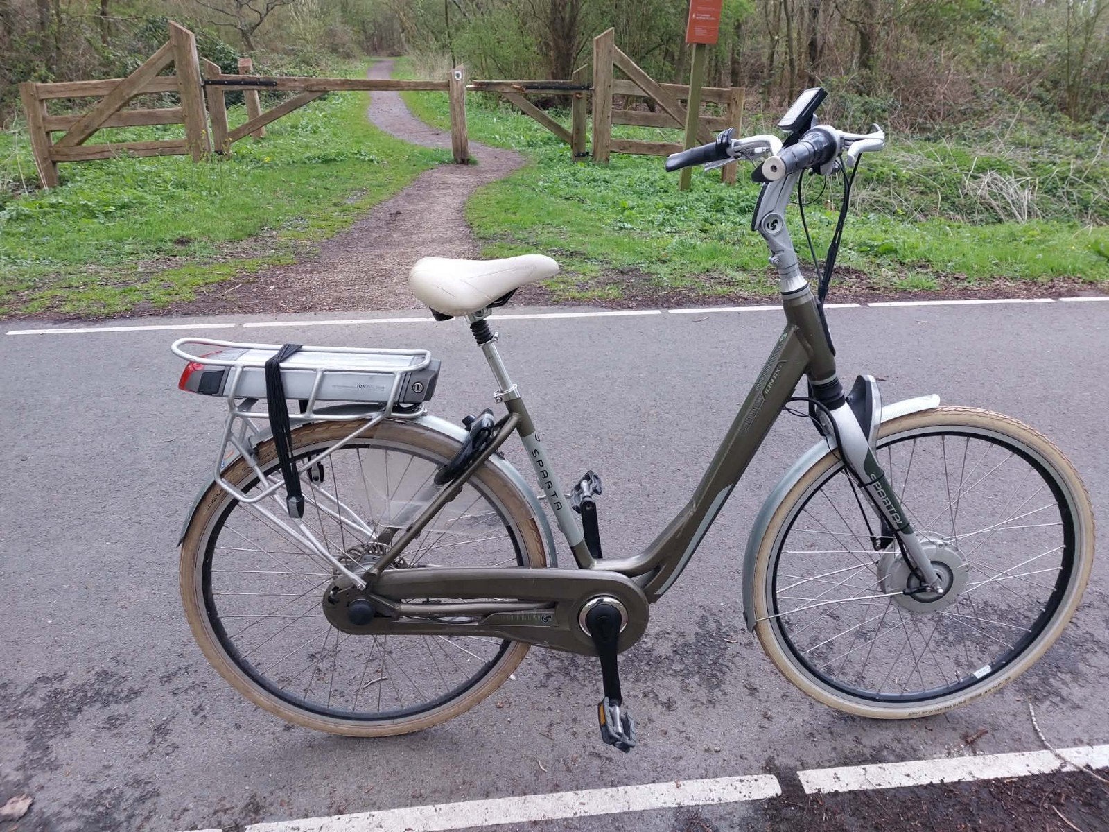 Sparta Ion RXS 7 versnellingen 28 inch wielen framemaat 47, Fietsen en Brommers, Elektrische fietsen, 47 tot 51 cm, Ophalen, Gebruikt