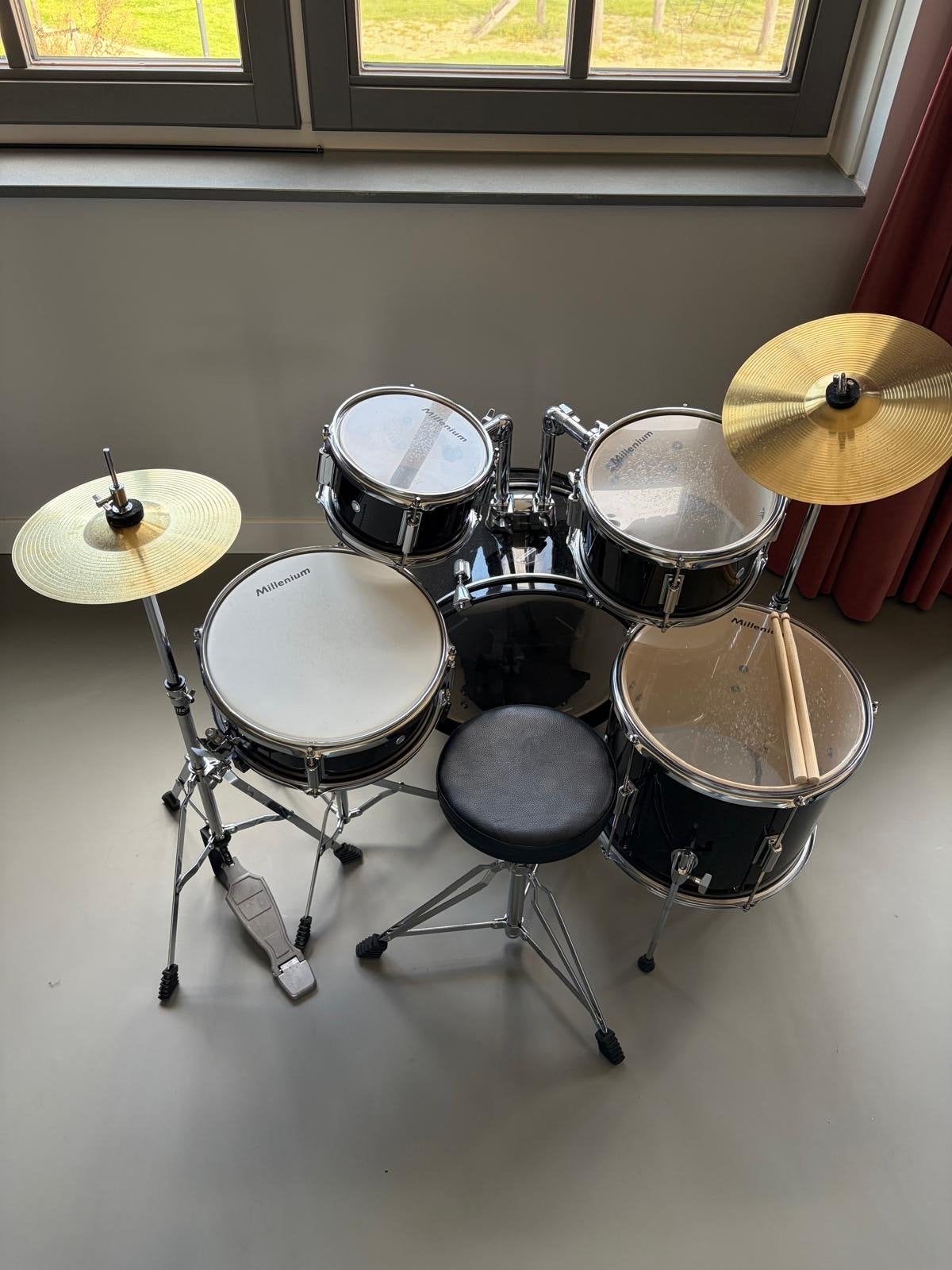 Millenium drumstel voor kind - Compleet en in goede staat, Muziek en Instrumenten, Ophalen, Zo goed als nieuw, Overige merken