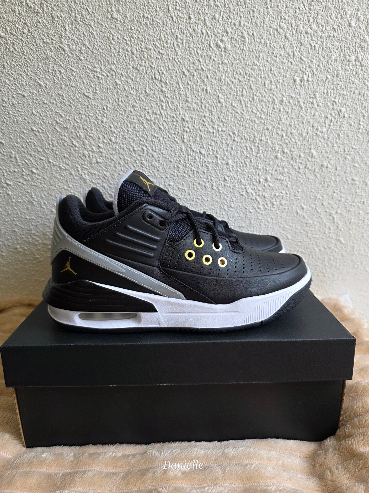 Nieuwe Nike Jordan Max Aura 5 sneakers maat 40, Nike Air Jordan, Zwart, Nieuw, Ophalen of Verzenden