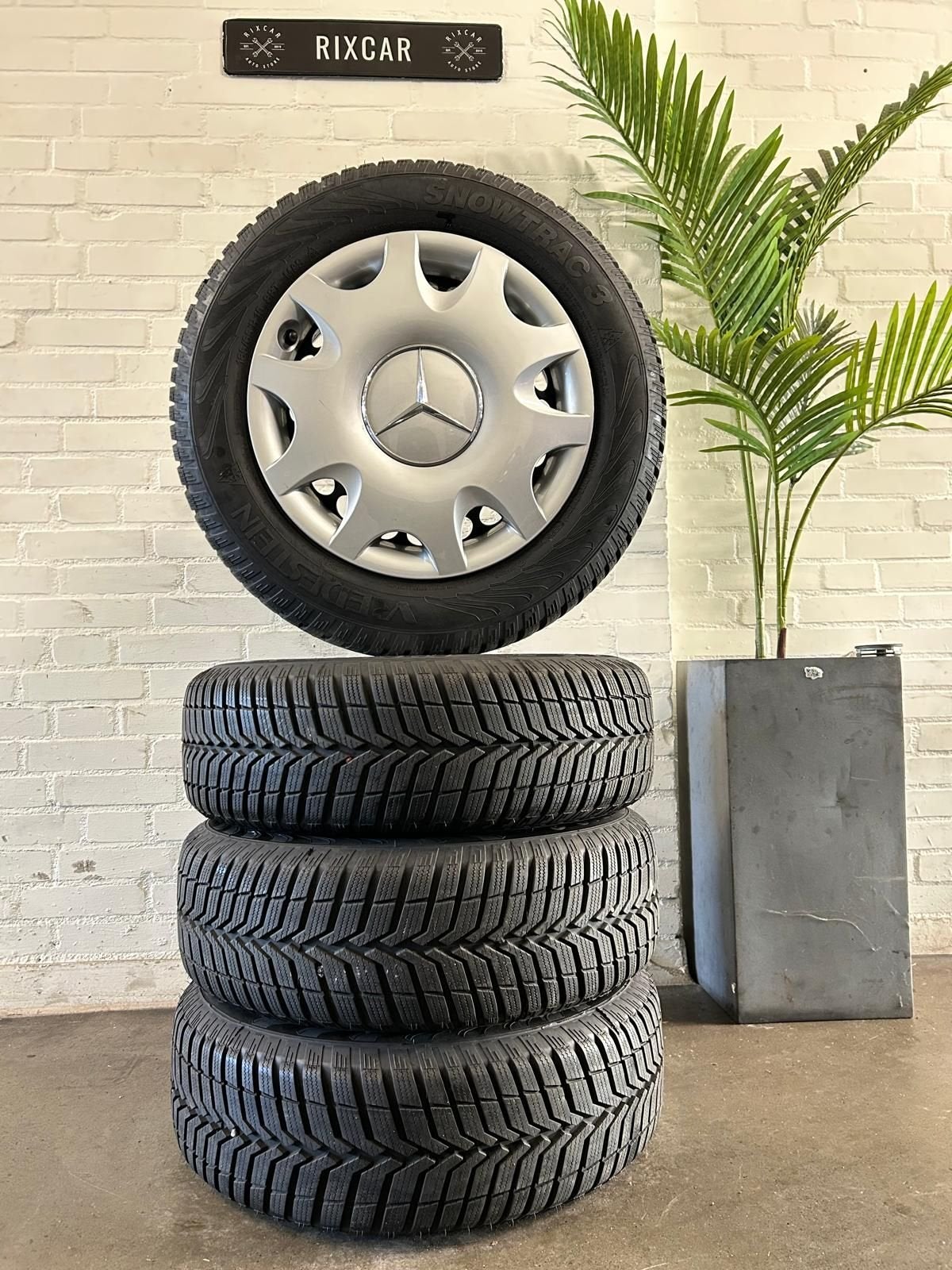 Originele Mercedes stalen velgenset + Vredestein Winterbande, Auto-onderdelen, Ophalen, Gebruikt, -, -
