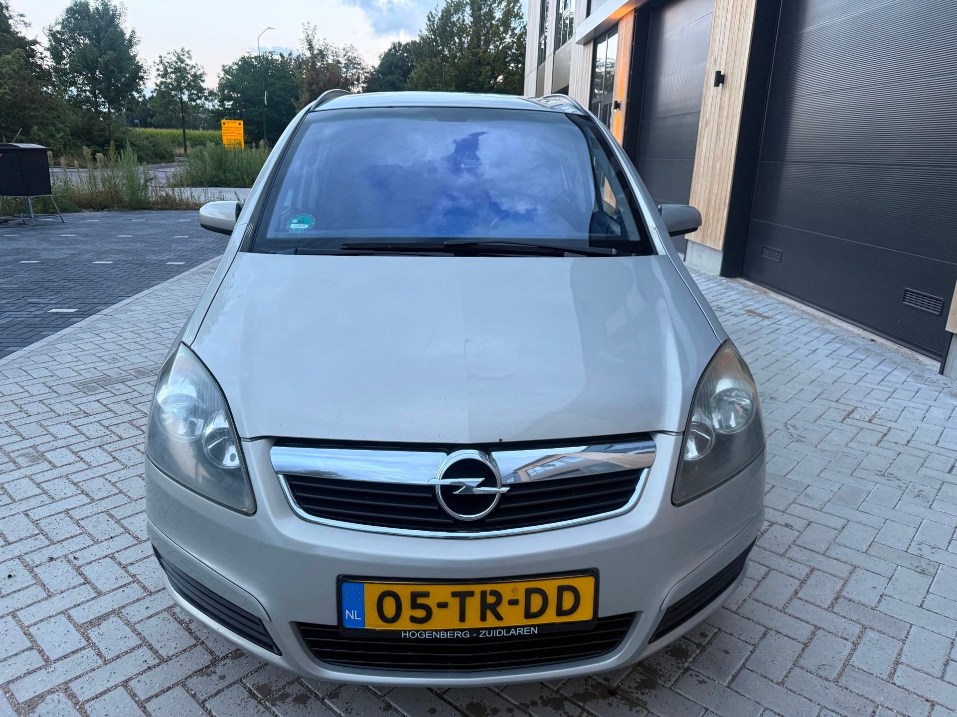 Opel Zafira 1.6 Enjoy 77KW (bj 12-2006) 7-PERSOONS|CLIMA|NIE, Auto's, Voorwielaandrijving, Stof, Gebruikt, Zwart