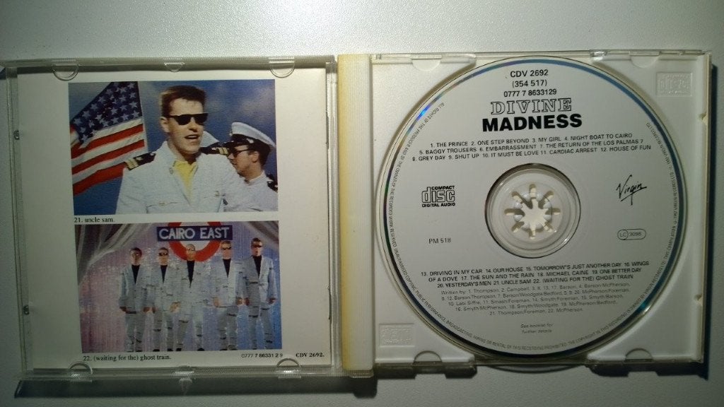 Madness - Divine Madness, Ophalen of Verzenden, Zo goed als nieuw