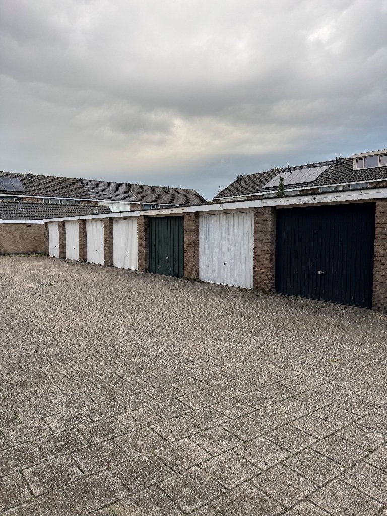 Garagebox te huur | 17 m² | Middelgaard – Bergen op Zoom, Auto diversen