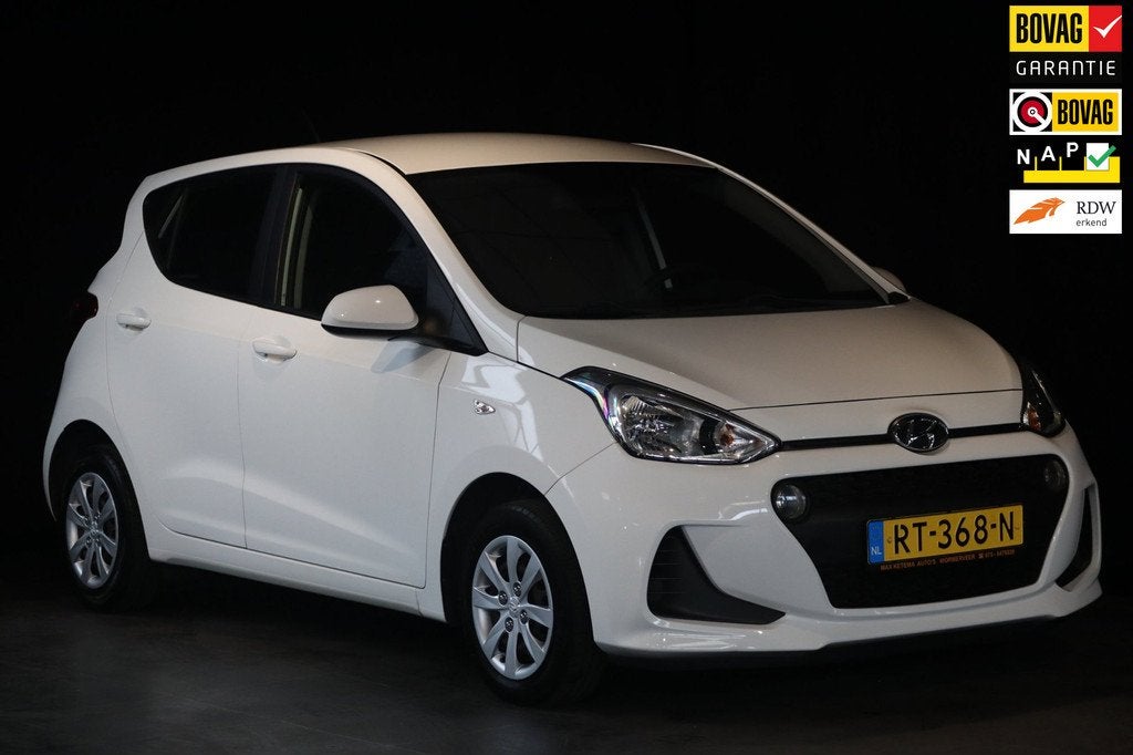 Hyundai I10 1.0i Comfort / AIRCO / NAP / NL- AUTO /, Voorwielaandrijving, Gebruikt, 4 stoelen, Wit