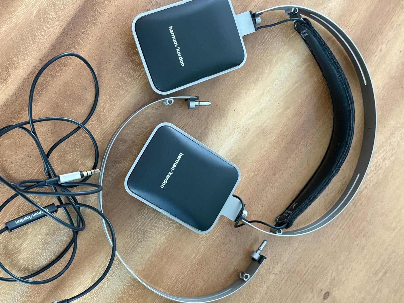 Harmann/Kardon  Koptelefoon, Audio, Tv en Foto, On-ear, Zo goed als nieuw, Verstelbaar, Zwart