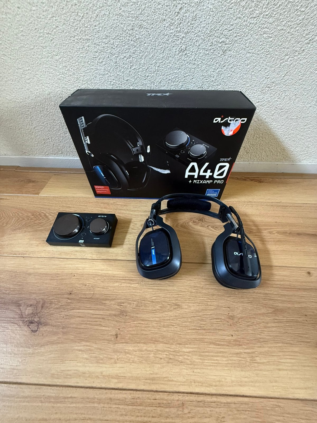 Astro a40 TR edition + Mix Amp, Computers en Software, Headsets, Ophalen of Verzenden, Gaming headset, Nieuw, Bedraad