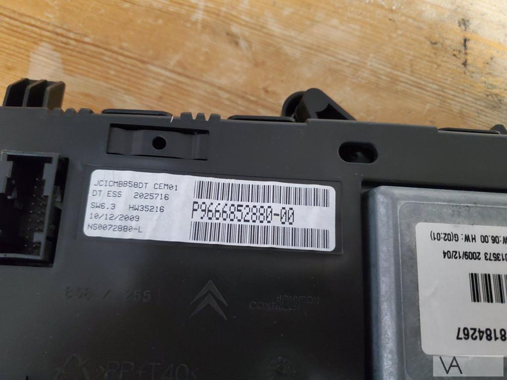Citroen C4 picasso 2006 - 2012 radio navigatie display €100, Gebruikt, -, Ophalen of Verzenden, -