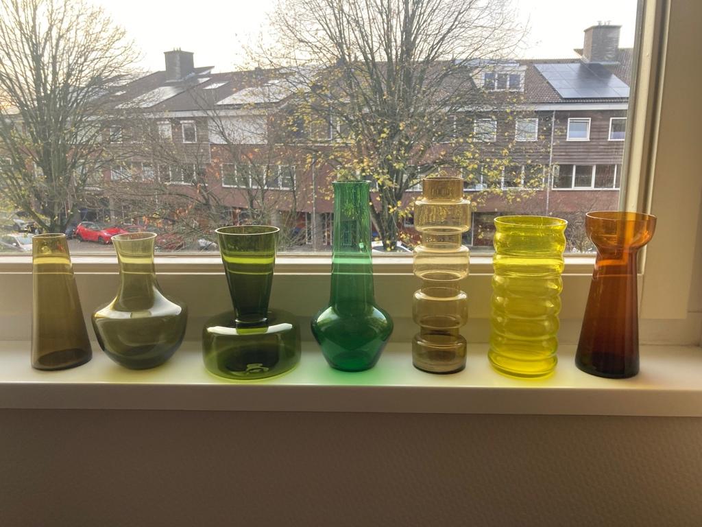 set van 7 vintage glazen vaasjes, Ophalen of Verzenden