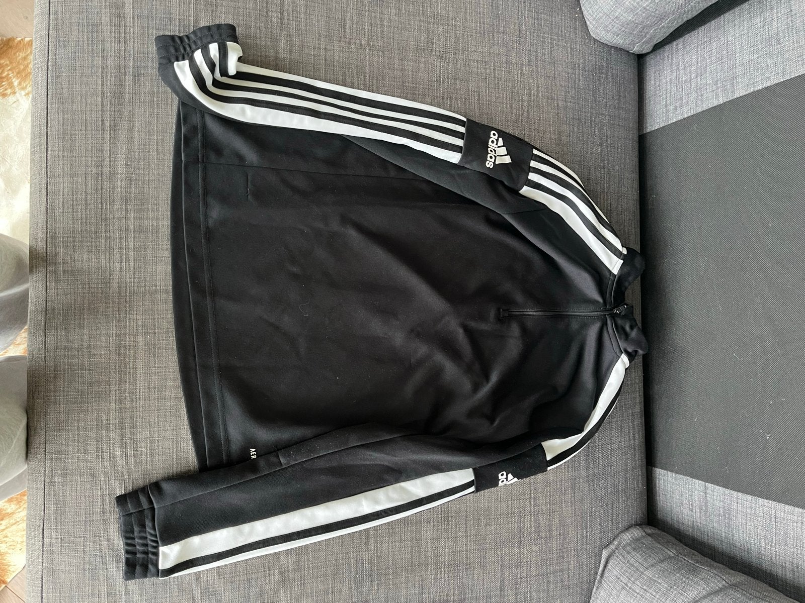Adidas sporttrui zwart met witte strepen - Maat 164 (13-14Y), Kleding | Heren, Zwart, Overige maten, Ophalen of Verzenden, Zo goed als nieuw