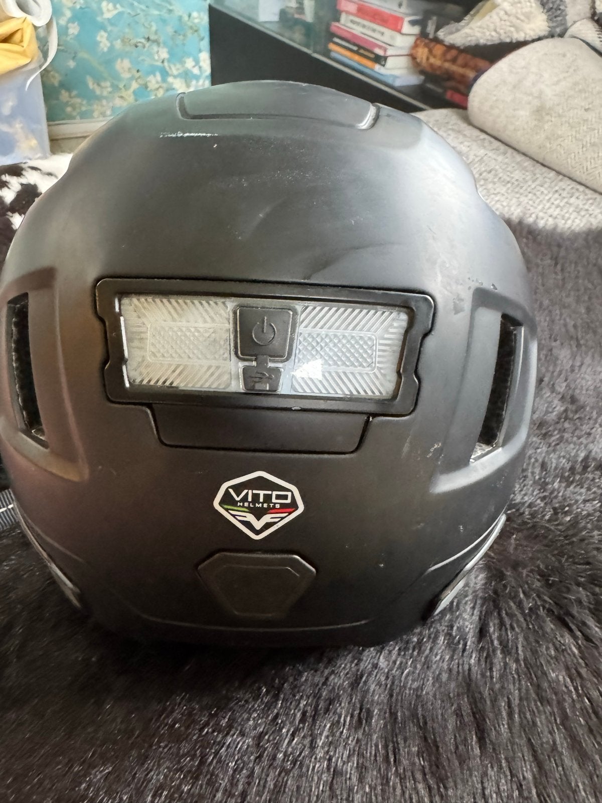 Vito Helmets fiets/ scooter helm + vizier/achterlicht (S/M), Ophalen, Gebruikt, S, Heer of Dame