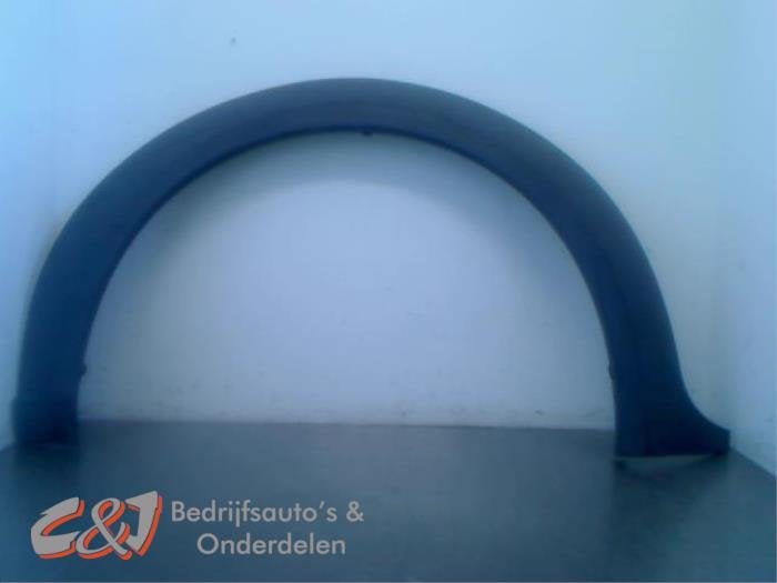 Spatbordverbreder van een Ford Transit Connect (KUNSTOF), Gebruikt, -, -, Ophalen of Verzenden