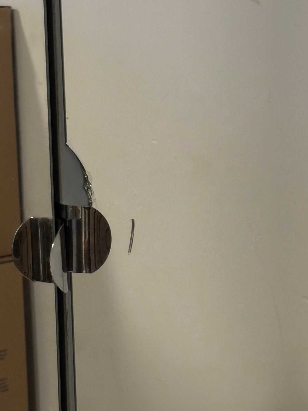 GRATIS kledingkast met spiegeldeuren., Huis en Inrichting, Strak, Gebruikt, Overige houtsoorten, 150 tot 200 cm