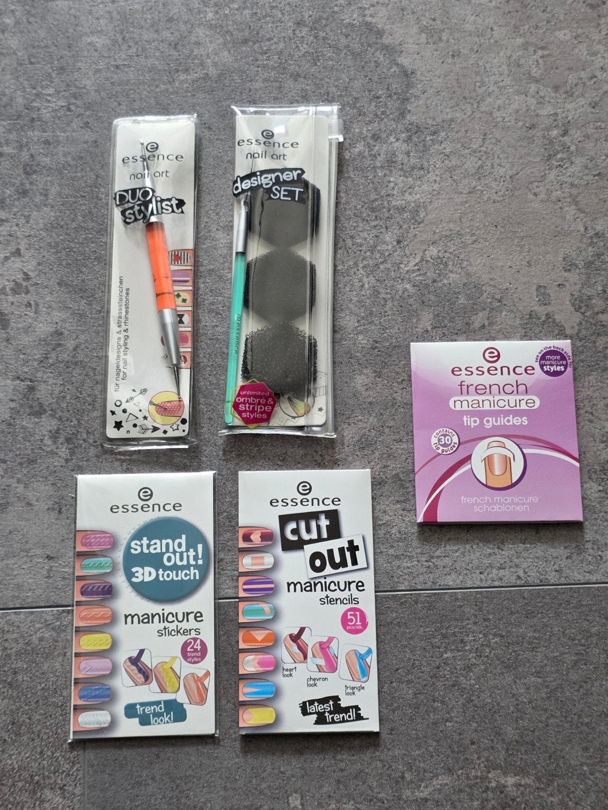 Essence nail art en manicure stencils en stickers NIEUW, Ophalen of Verzenden, Nieuw, Overige kleuren, Handen en Nagels