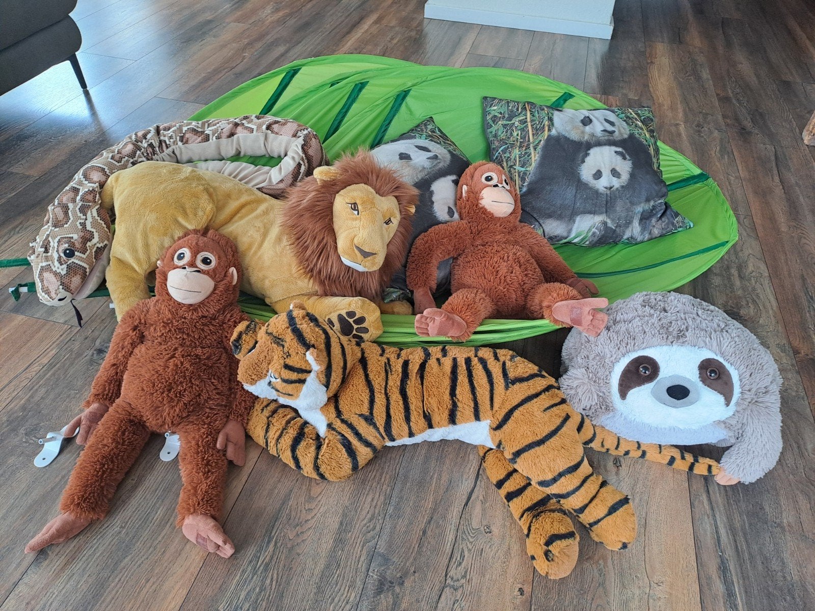 Jungle slaapkamer LÖVA baldakijn"

En andere jungle dieren, Ophalen, Kleed of Kussen
