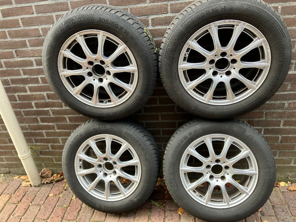 Mercedes C klasse W205 16 inch LM velgen met winterbanden, Ophalen, Gebruikt, Velg(en), 16 inch