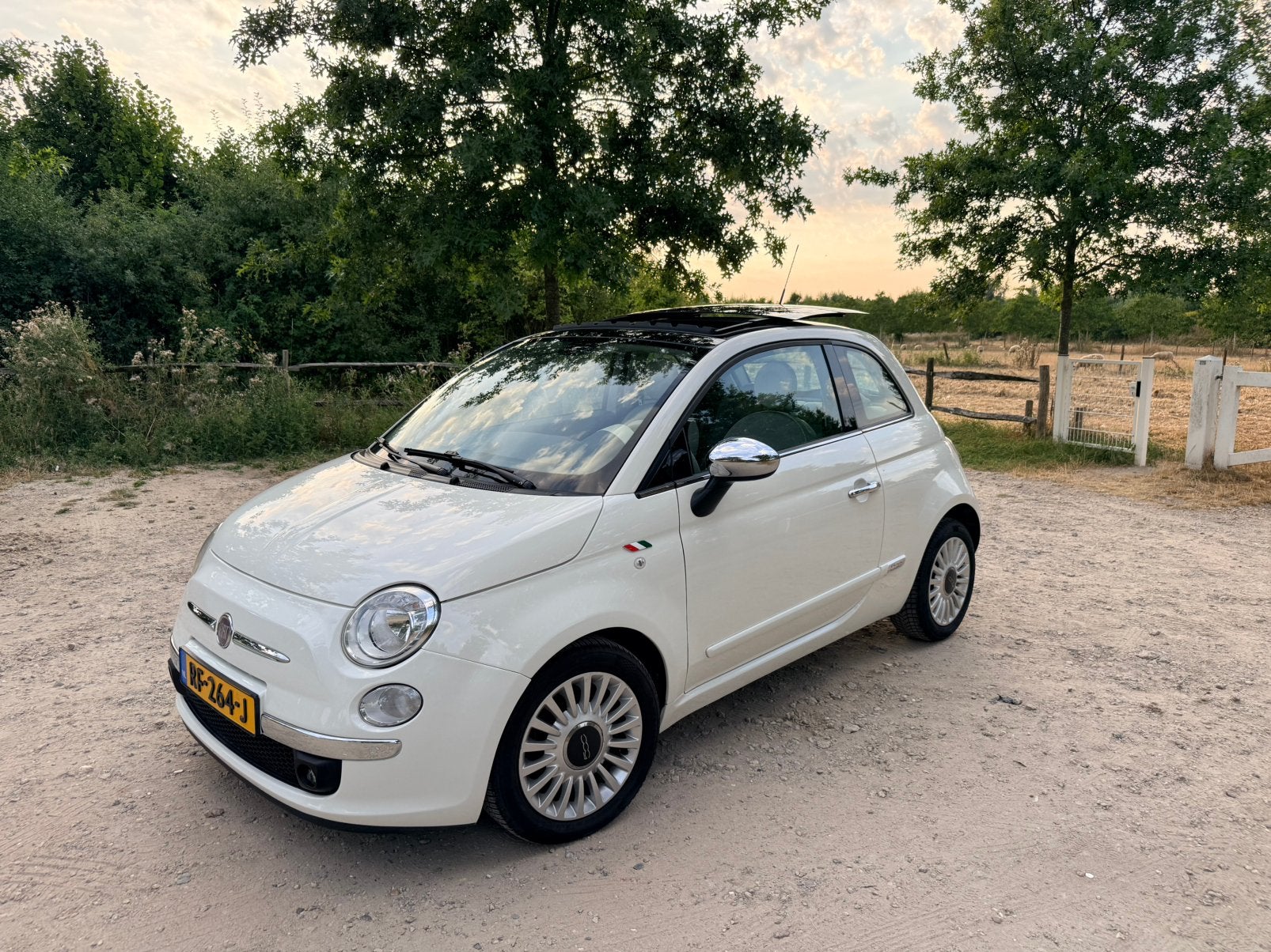 Fiat 500 0.9 TwinAir Lounge | Panoramadak | Zeer nette staat, Auto's, Voorwielaandrijving, 24 km/l, Handgeschakeld, Particulier