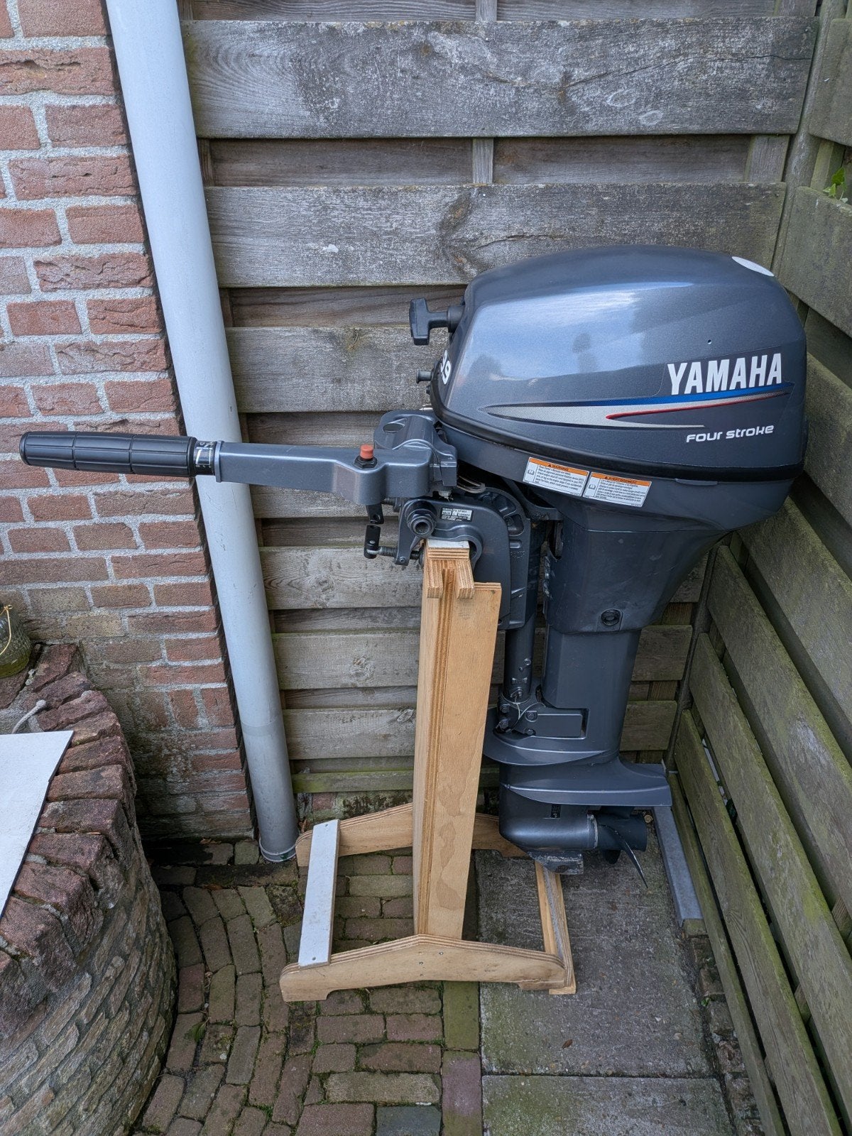 Yamaha 9.9pk en Suzuki 5pk, Ophalen, 5 tot 10 pk, Viertaktmotor, Zo goed als nieuw