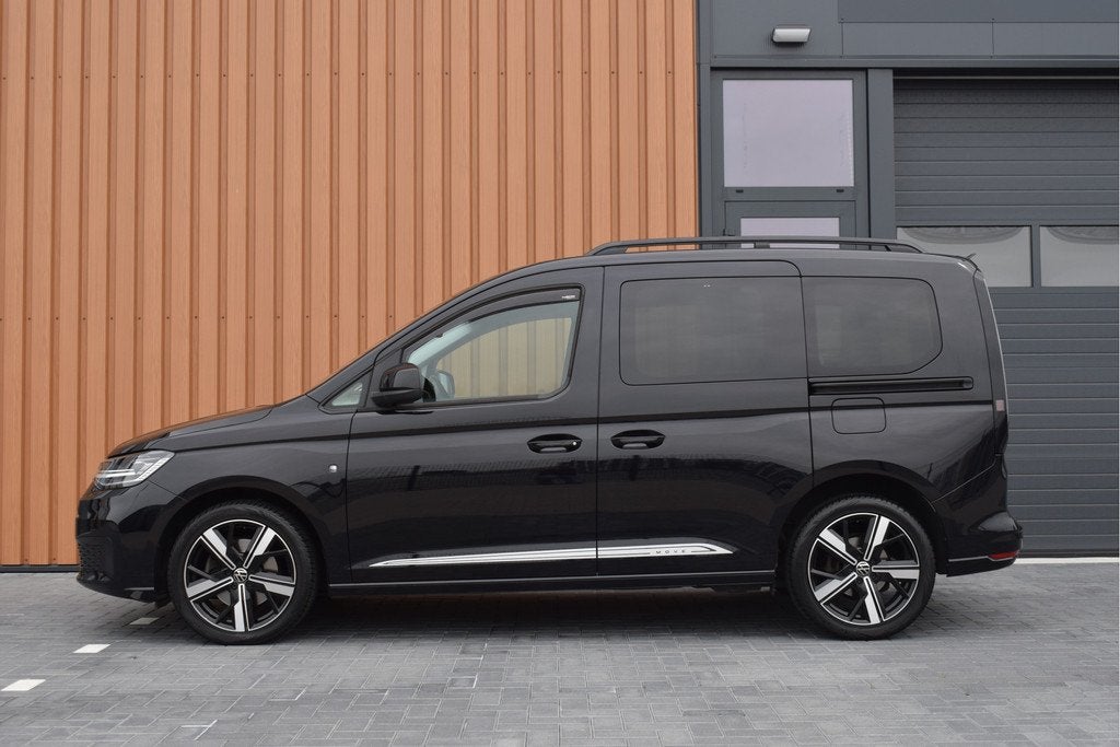 Volkswagen Caddy 1.5 TSI DSG Move Pano | Trekhaak | Camera |, Auto's, Volkswagen, Stof, 4 cilinders, 116 pk, Zwart