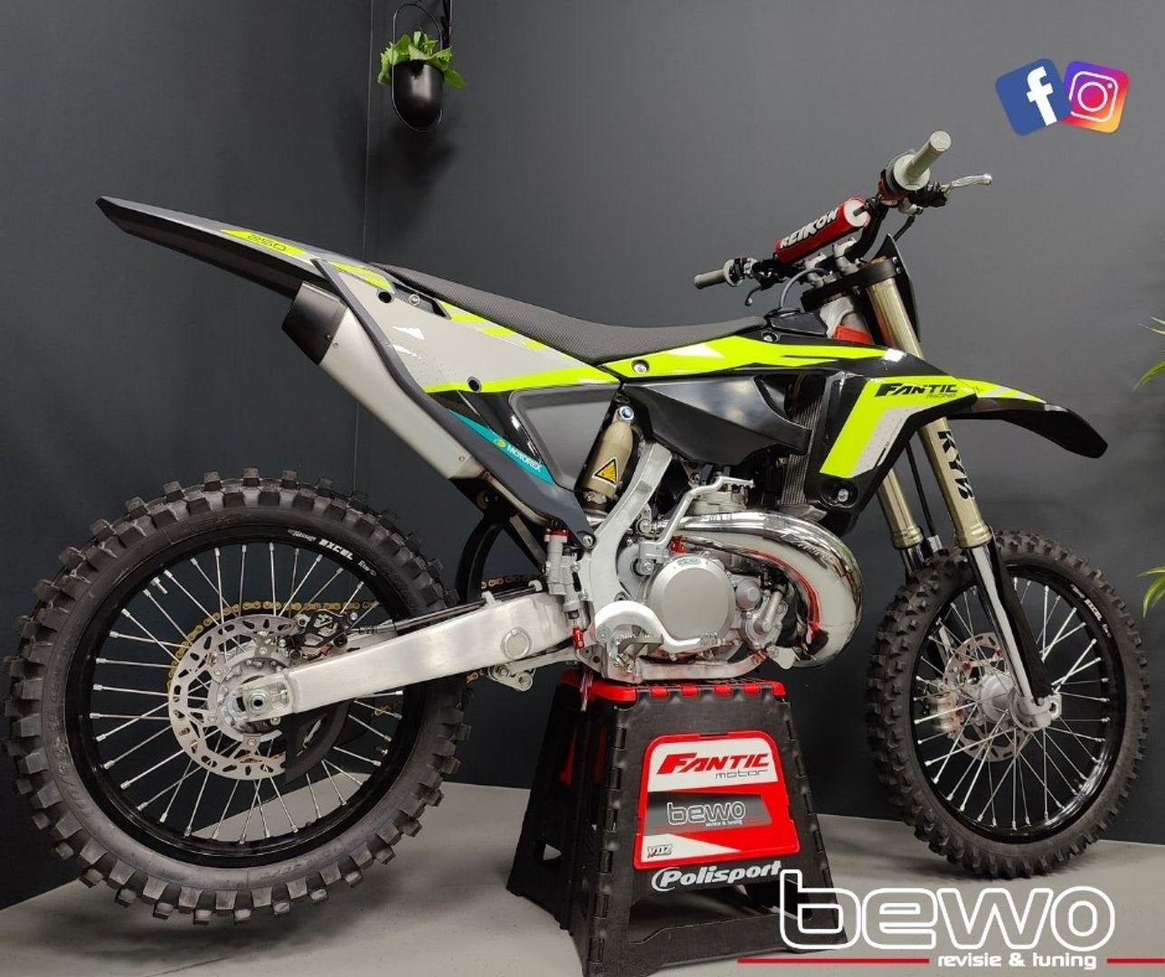 Foto 13 van FANTIC XE 300 2026 (Yamaha YZ WR ENDURO 250)