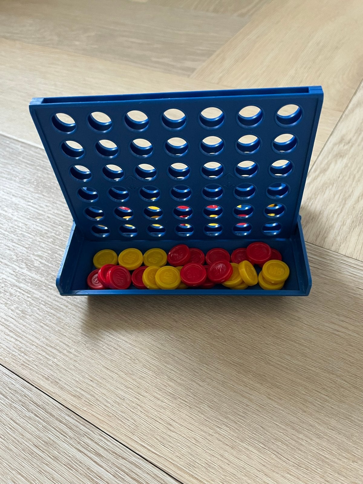 Reis-editie Vier op een Rij - Compleet €1, Hobby en Vrije tijd, Een of twee spelers, Ophalen of Verzenden, Gebruikt