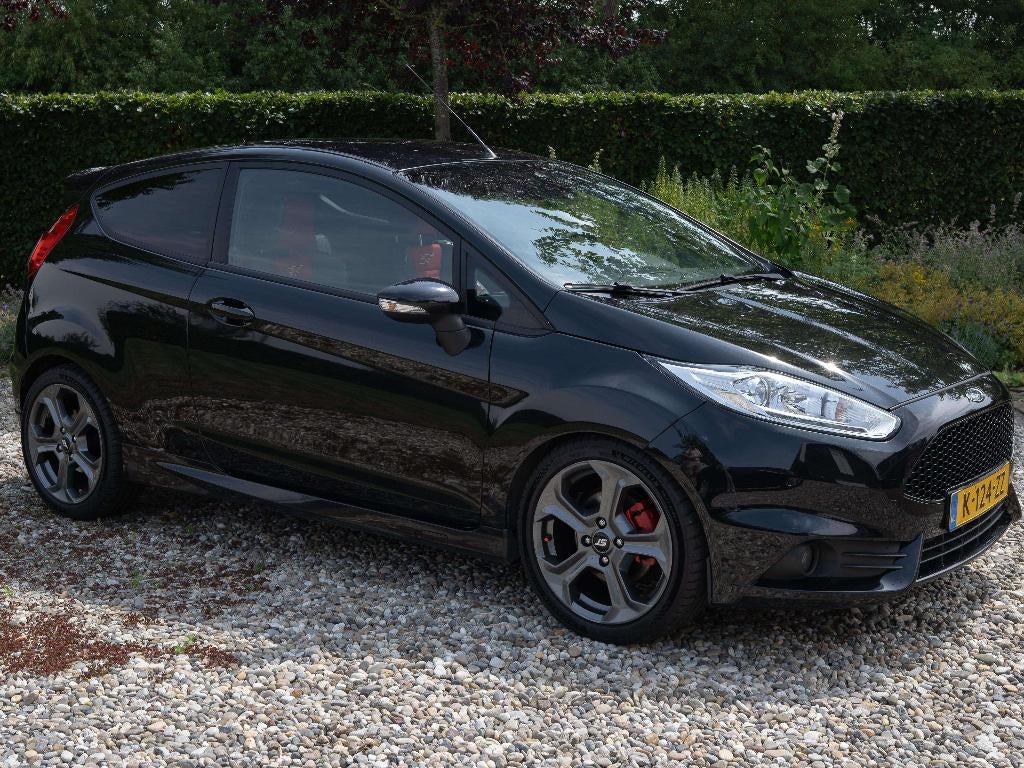 Ford Fiesta 1.6 ST | 2015 | CC | Stoelverw | Cruise | Leder, Auto's, Voorwielaandrijving, 1063 kg, Zwart, 4 cilinders
