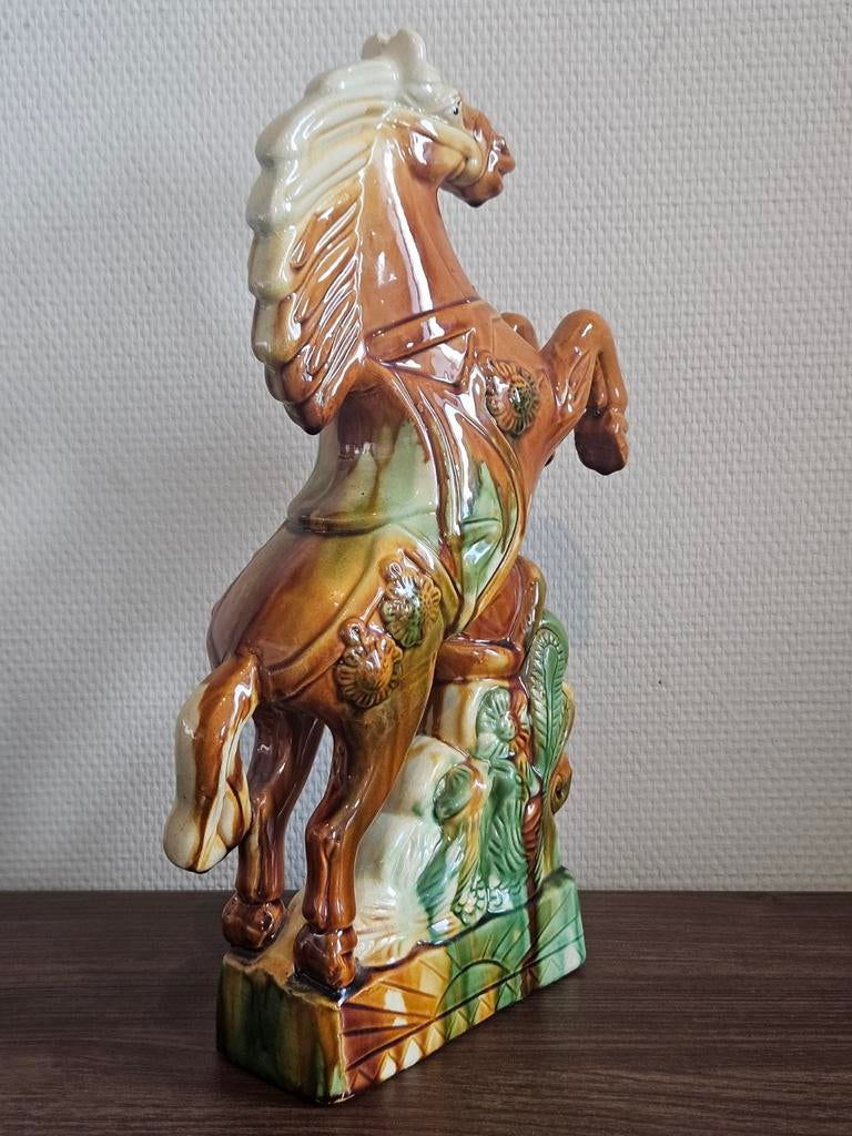 Groot Chinees keramiek beeld van een paard Sancai stijl 40cm, Ophalen of Verzenden