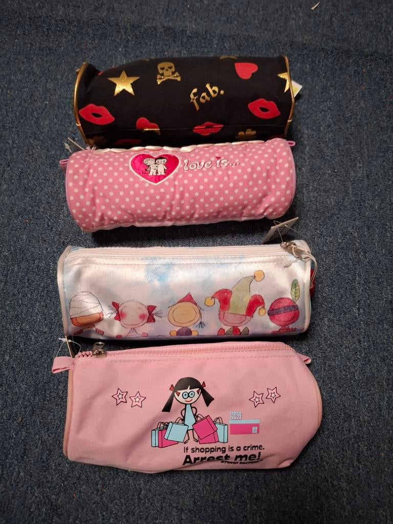 Leuke etui, Ophalen of Verzenden