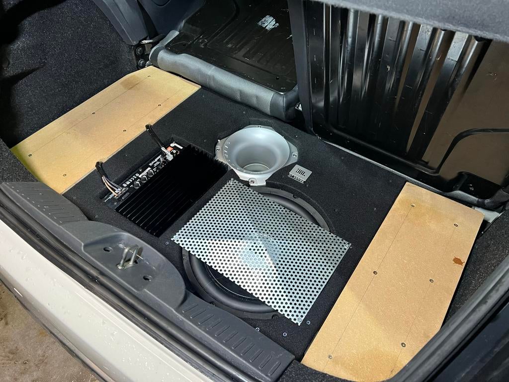 Baskist JBL GT-series voor Fiat 500 (2007-2023), Ophalen of Verzenden, Gebruikt