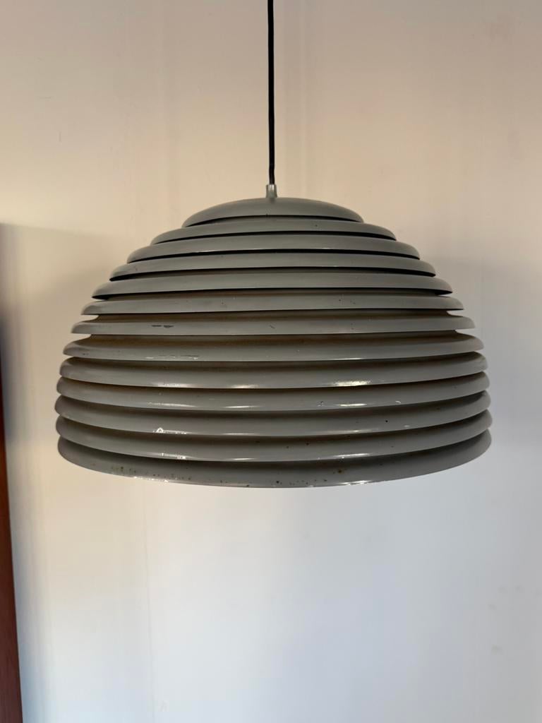 Vintage metalen hanglamp ‘Saturnus’, Staff Leuchten ‘70, Huis en Inrichting, Lampen | Hanglampen, Vintage retro buisframe design rotan webbing papercord deens