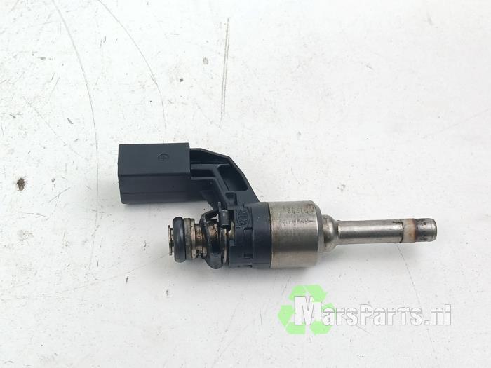 Injector (benzine injectie) van een Volkswagen Touran, Gebruikt, -, Volkswagen, -
