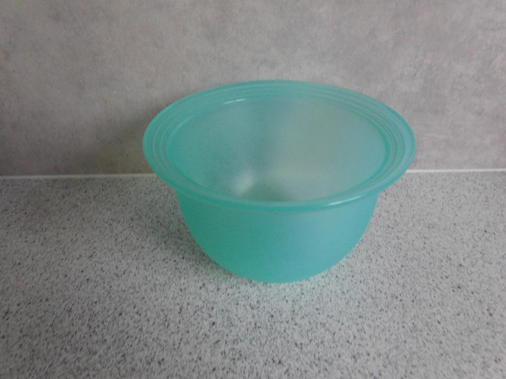 Tupperware Trendy Smartkom 550 ml.excl. deksel Aqua, Ophalen of Verzenden, Zo goed als nieuw, Groen, Bak of Kom