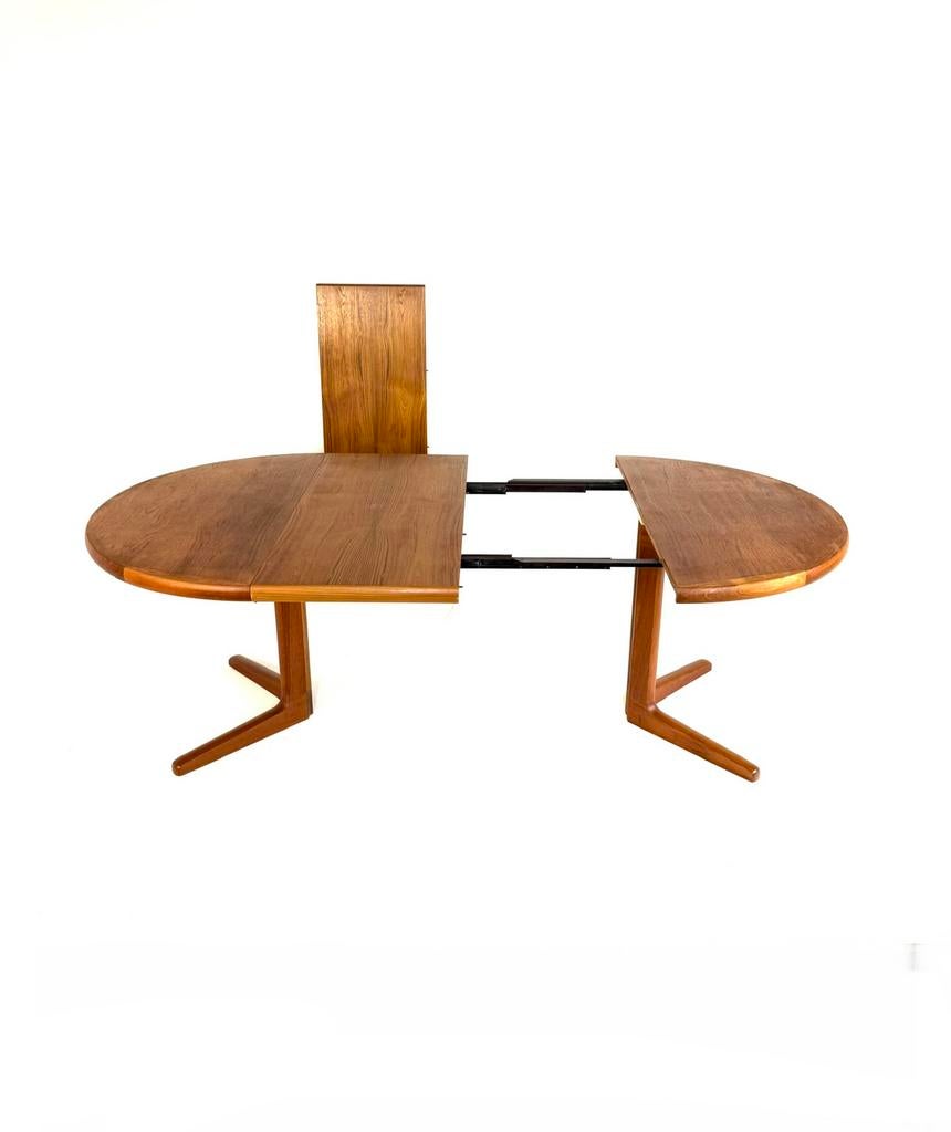 Vintage verlengbare Deense eettafel, Korup Stolefabrik ‘60, Vintage retro buisframe design rotan webbing papercord deens, Rond