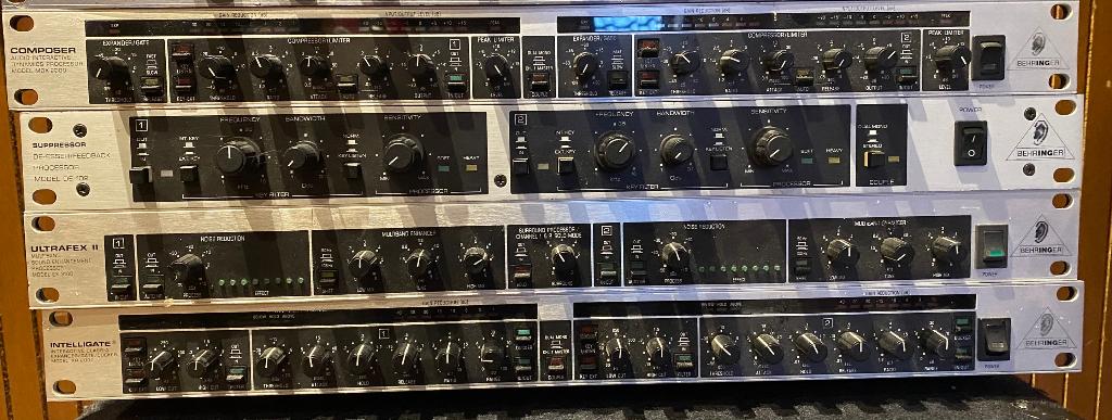Set van 4 Behringer 19" racks, Ophalen, Gebruikt, Compressor