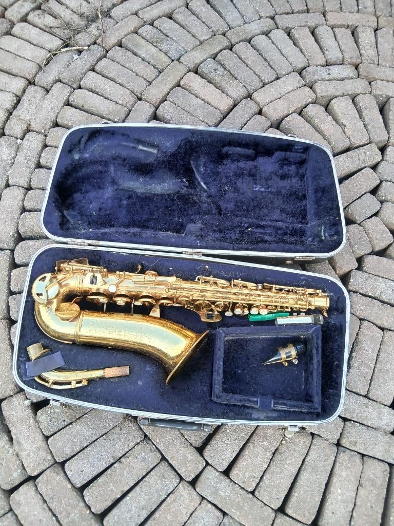 saxofoon alt merk; Conn, Ophalen, Gebruikt, Alt, Met koffer