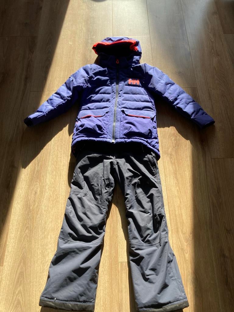 Helly Hansen Jas Maat 140, Sport en Fitness, Overige merken, 100 tot 140 cm, Ophalen of Verzenden, Zo goed als nieuw
