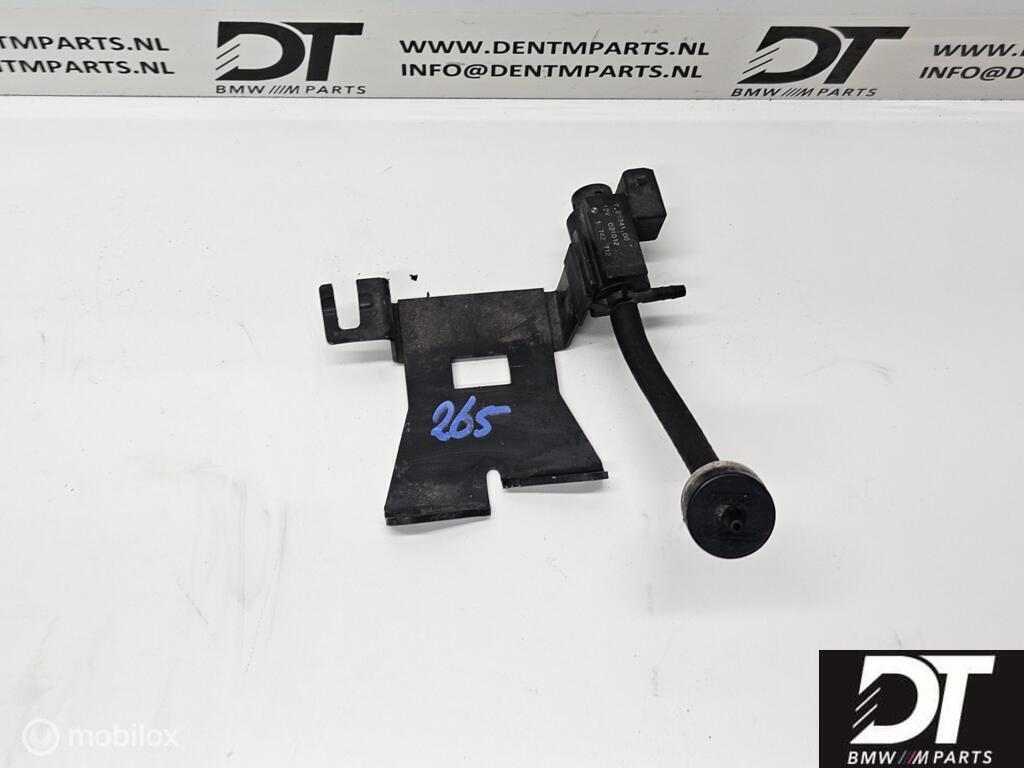 Vacuum ventiel BMW E39 M5 S62 S62B50 11747810831, Gebruikt, Ophalen of Verzenden, BMW, BMW