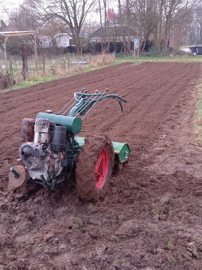Tuin frezen regio Zutphen -E 60,-      frees,tuinfrezen, Ophalen of Verzenden