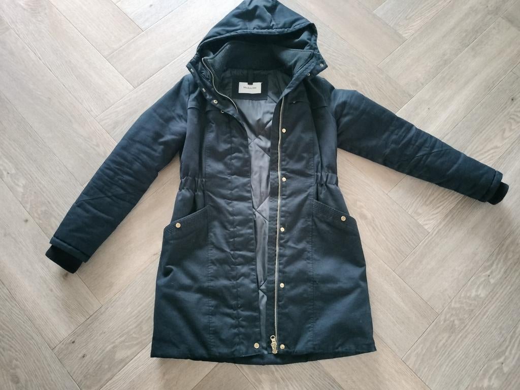 Donkerblauwe jas Modström - Maat S - Zeer goede staat, Kleding | Dames, Ophalen of Verzenden, Zo goed als nieuw, Maat 36 (S), Blauw