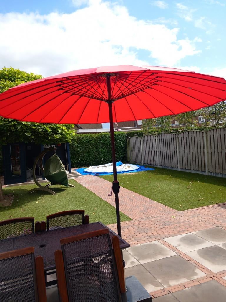 Parasol, eventueel met verrijdbare voet., Tuin en Terras, Parasols, Ophalen of Verzenden, Zo goed als nieuw, 1 tot 2 meter, Parasolvoet