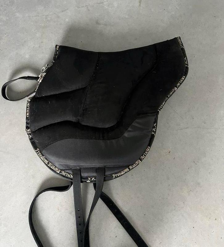 FRA barebackpad zwart. Maat paard (full/ cob), Dieren en Toebehoren, Paarden en Pony's | Overige Paardenspullen, Ophalen of Verzenden