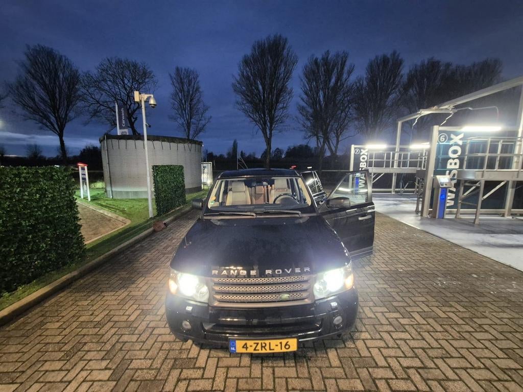 Land Rover 2009 Zwart, Automaat, 313 €/maand, Beige, 190 pk