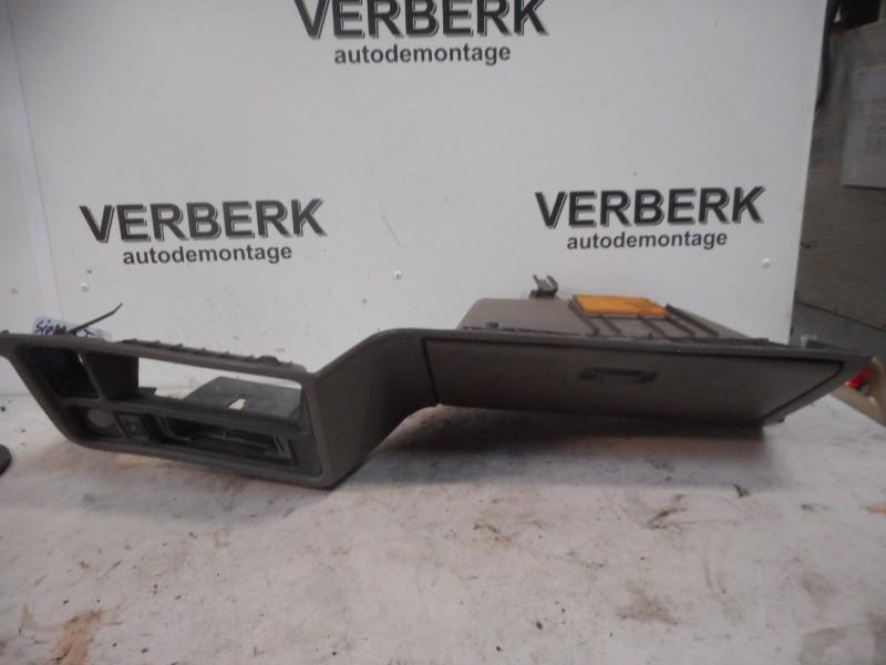 Dashboardkastje Ford Sierra I 1985 83bga04326daw, Gebruikt, Henry-Ford-Straße  1, Köln 50735, , Duitsland, Ford-Werke GmbH, Kunden@ford.com