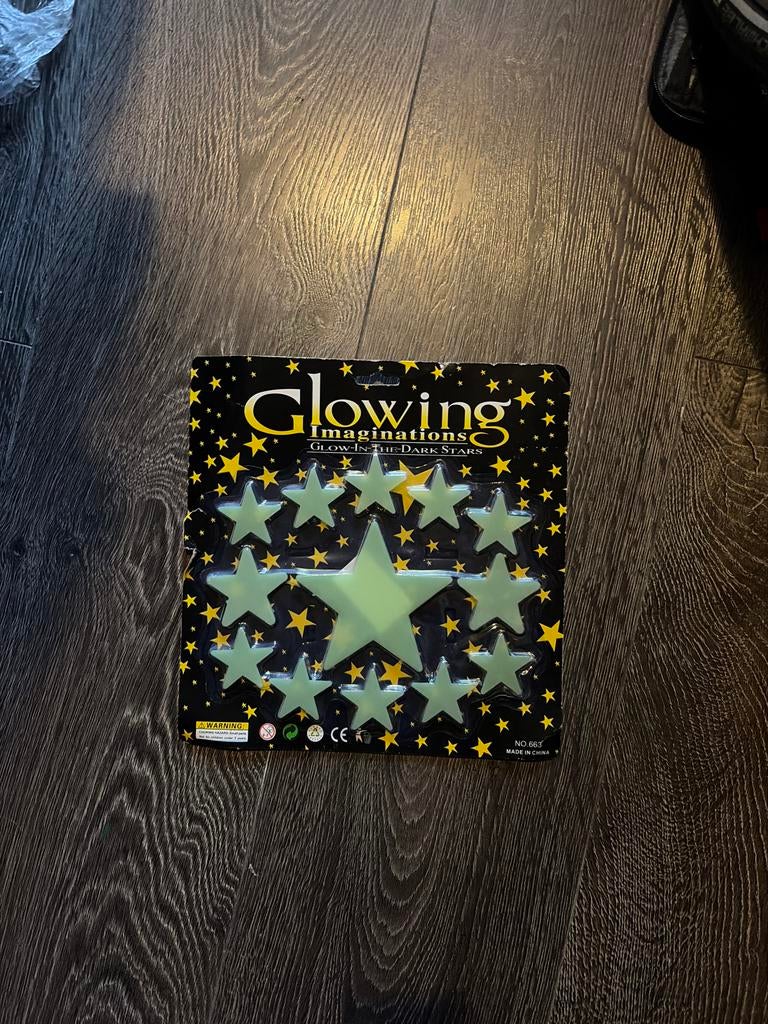 Nieuwe Glow-in-the-dark sterren, Ophalen of Verzenden, Nieuw, Wanddecoratie