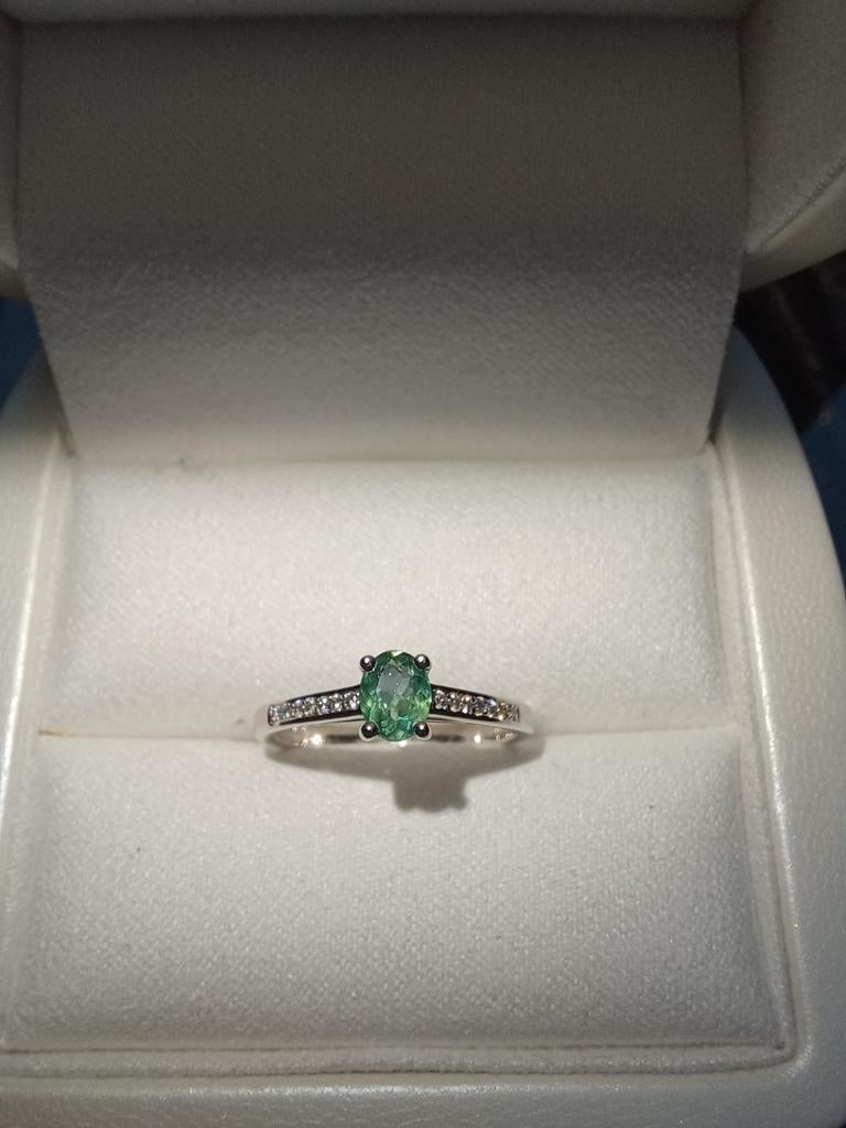 14k Witgouden Ring met Zeldzame Alexandriet, Sieraden, Tassen en Uiterlijk, Ringen, Nieuw, Ophalen of Verzenden, Kleiner dan 17