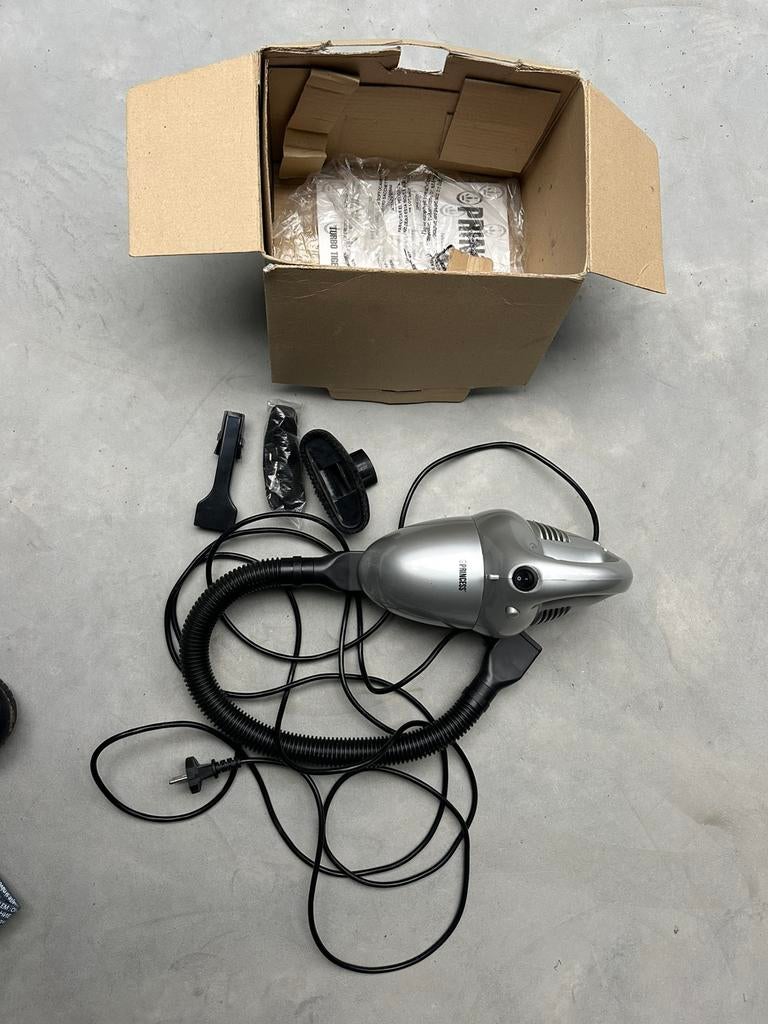 Stofzuiger op 220v, voor caravan of camper, Ophalen, Zo goed als nieuw