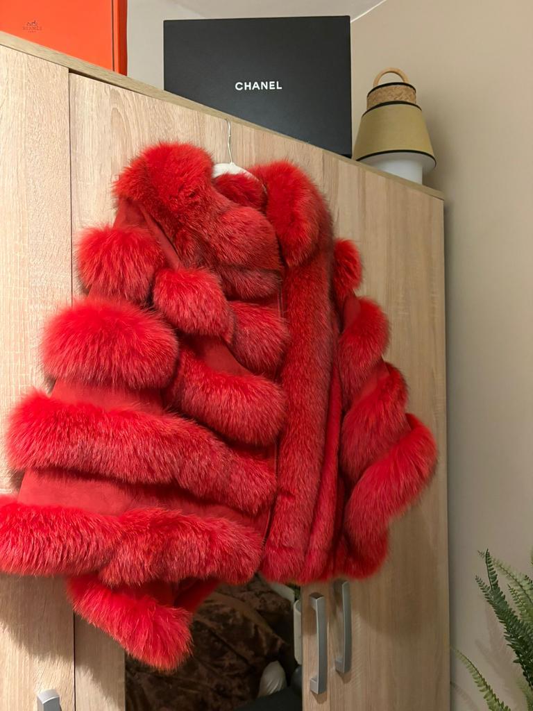Rode vacht poncho, Verzenden, Zo goed als nieuw, Maat 38/40 (M), Rood