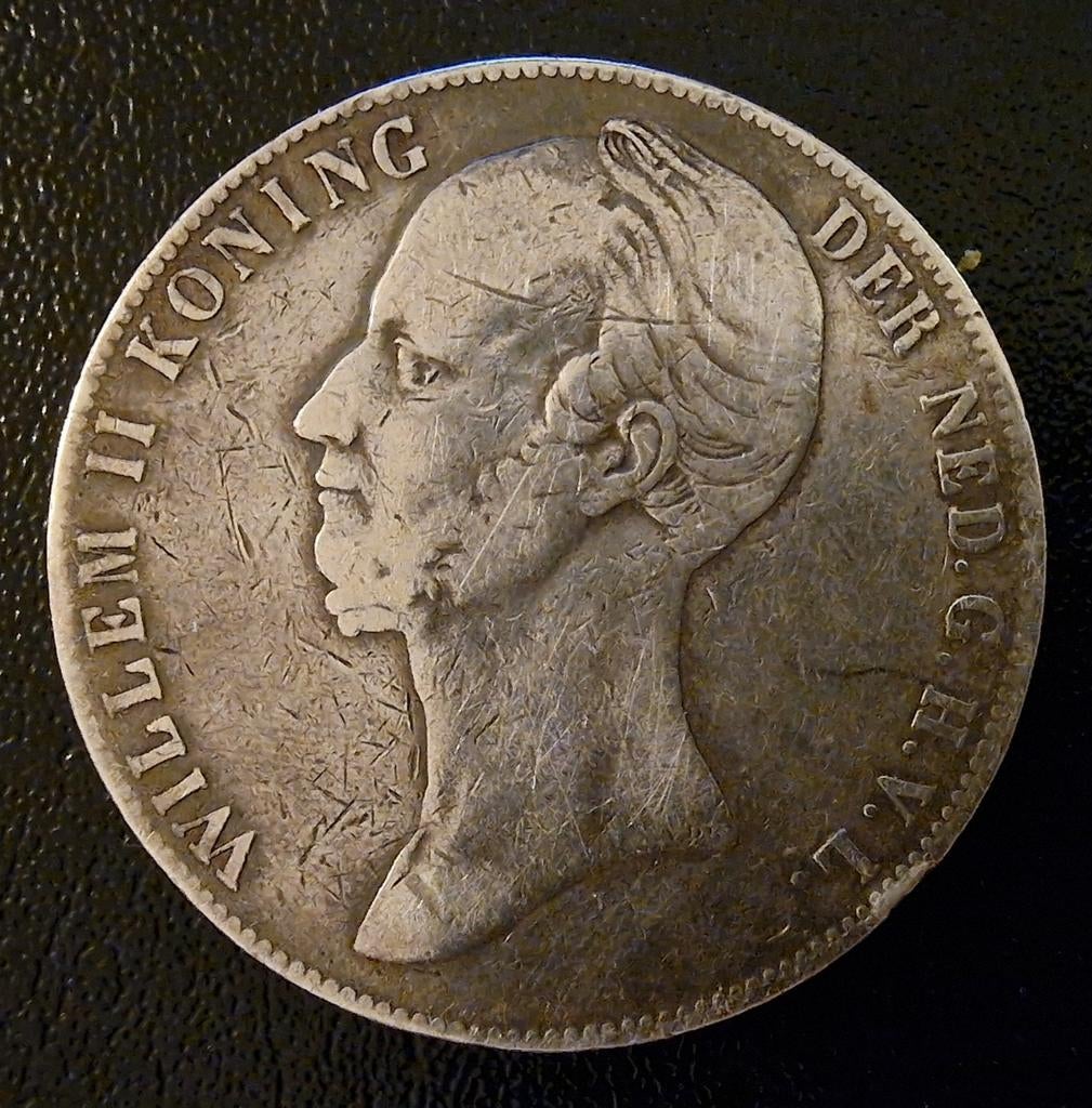 ​Zeldzame Zilveren Rijksdaalder 1845 - Variant "Met Streepje, Ophalen of Verzenden, 2½ gulden, Zilver
